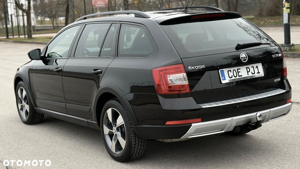 Skoda Octavia 2.0 TDI 4x4 DSG Scout - 11