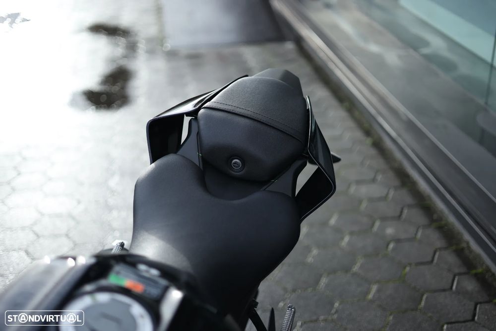 Yamaha YZF R-125 - 18