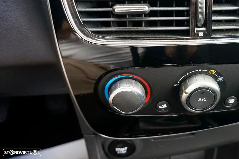 Renault Clio Sport Tourer 0.9 TCe Limited - 15