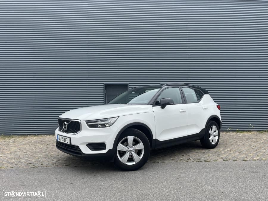 Volvo XC 40 1.5 T2 Momentum Geartronic - 1