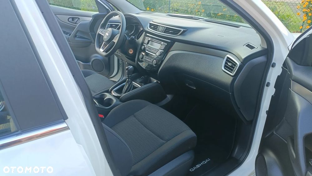 Nissan Qashqai - 12