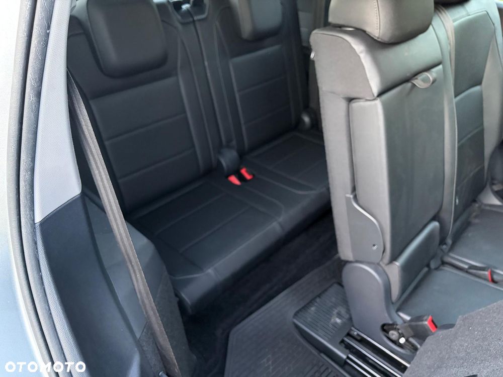 Volkswagen Tiguan Allspace - 9