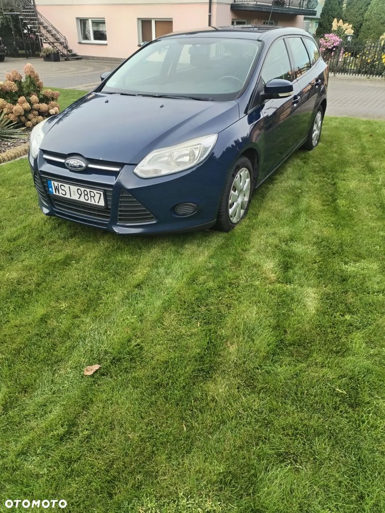 Ford Focus - 8