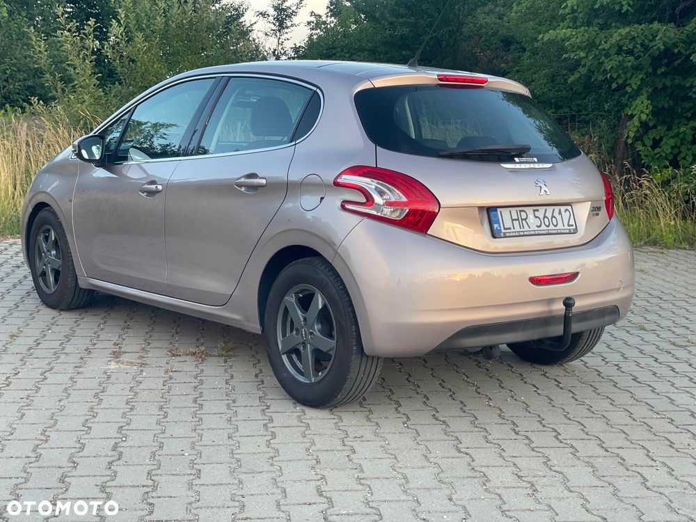 Peugeot 208 e-HDi 92 Stop&Start Style - 7