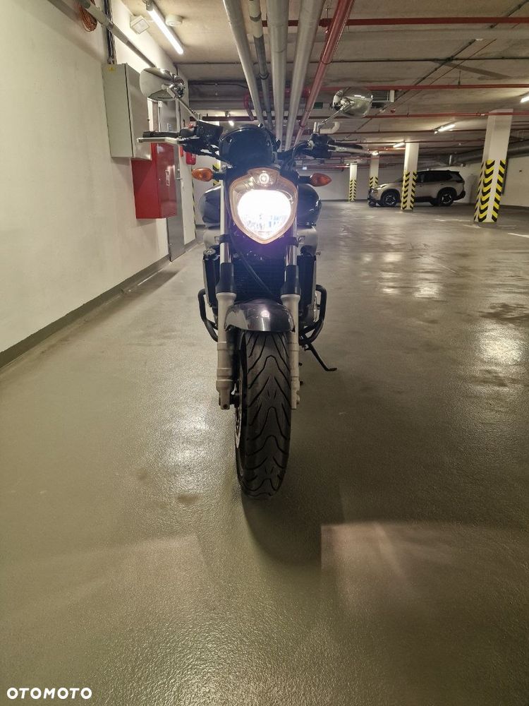 Yamaha FZ6 - 4