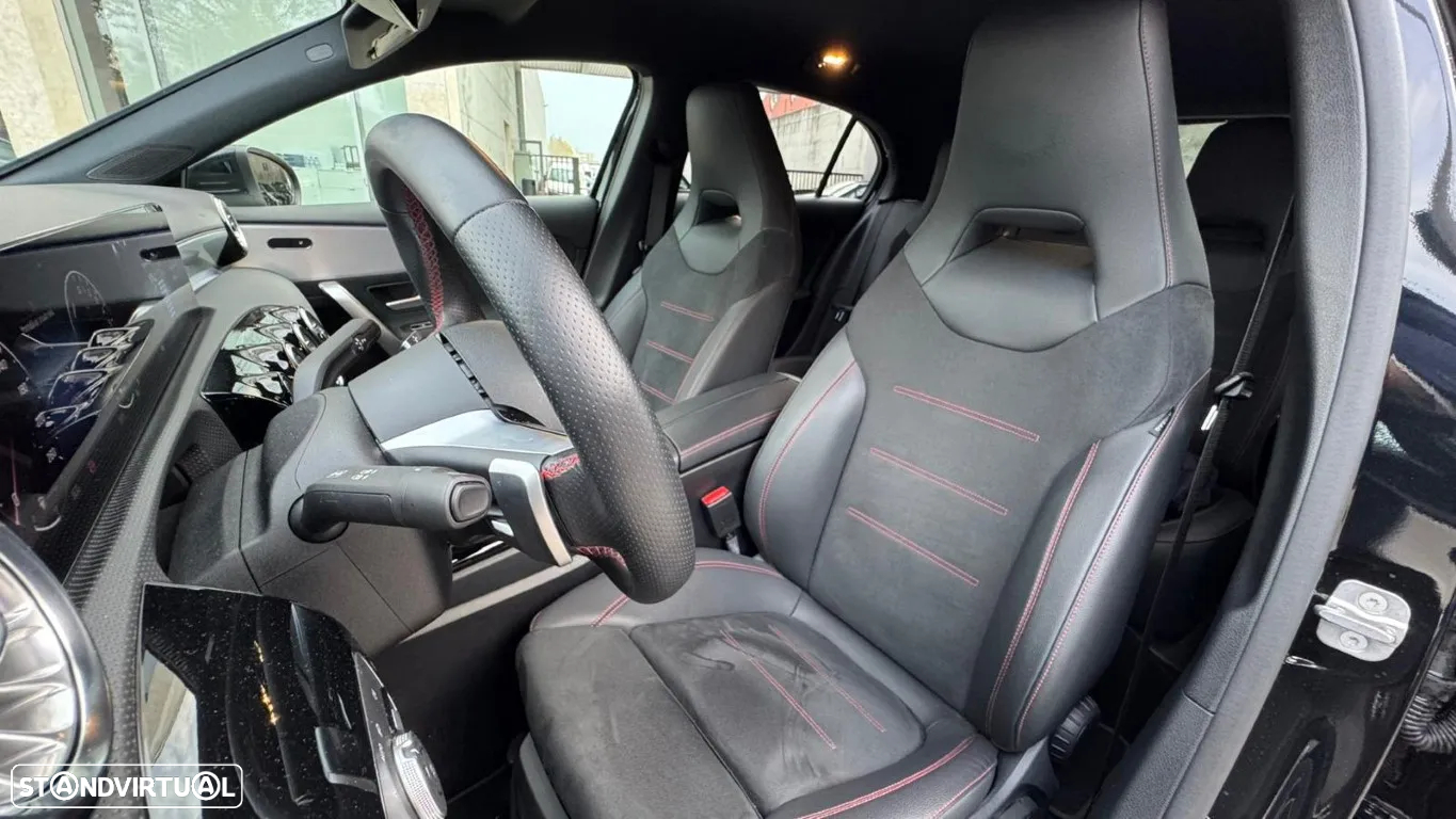 Mercedes-Benz A 250 e AMG Line - 11
