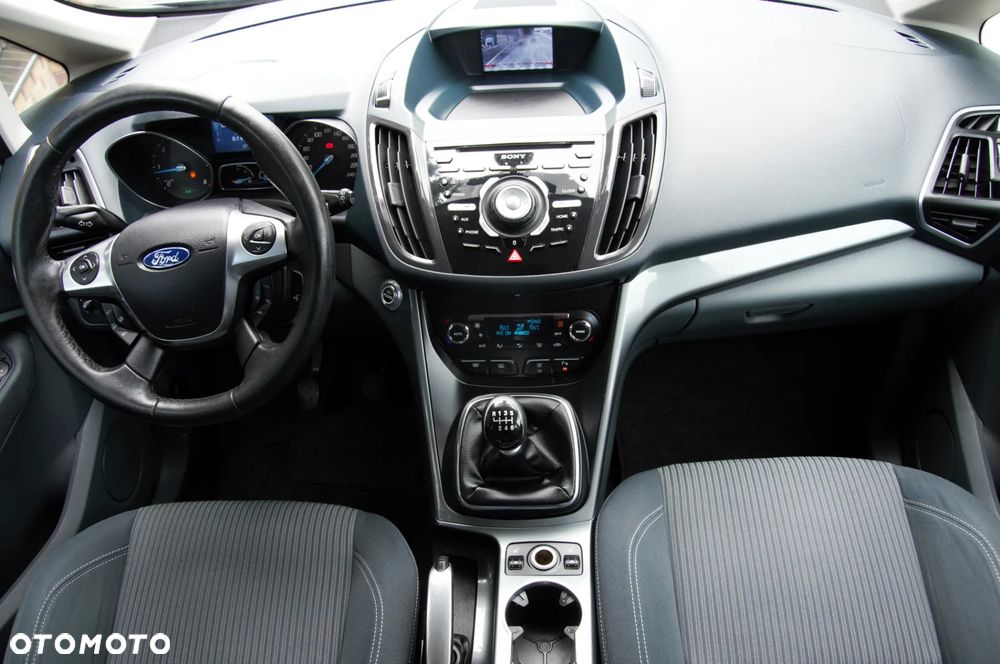 Ford Grand C-MAX - 33