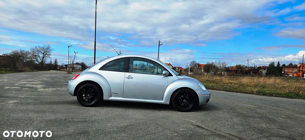 Volkswagen New Beetle 1.9 TDI DPF Freestyle - 12