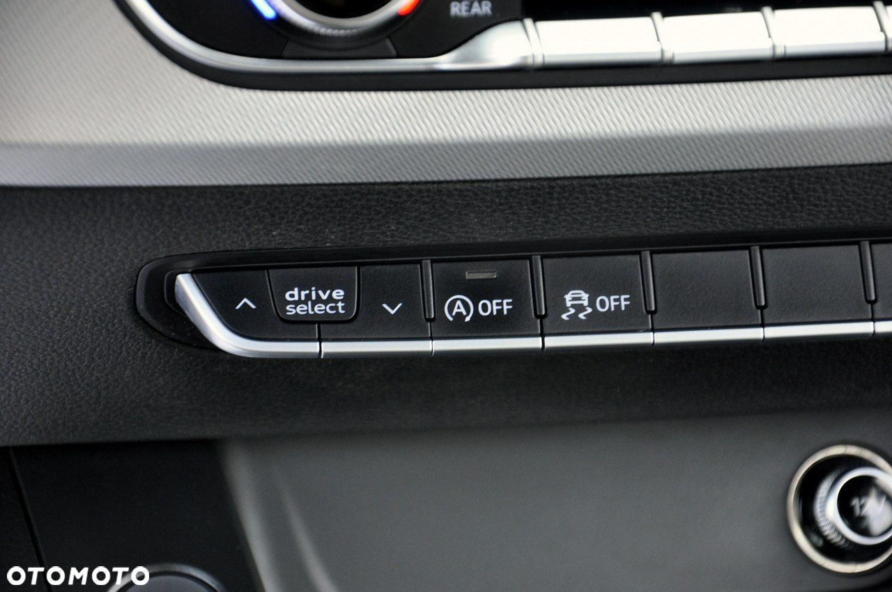 Audi A4 Avant 3.0 TDI S tronic design - 12