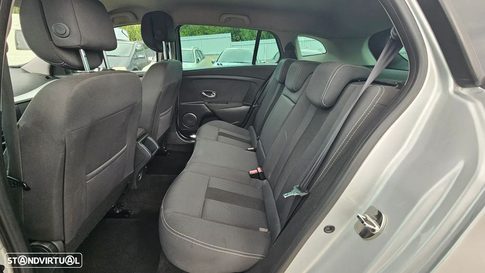 Renault Mégane Sport Tourer 1.5 dCi Avantage - 27