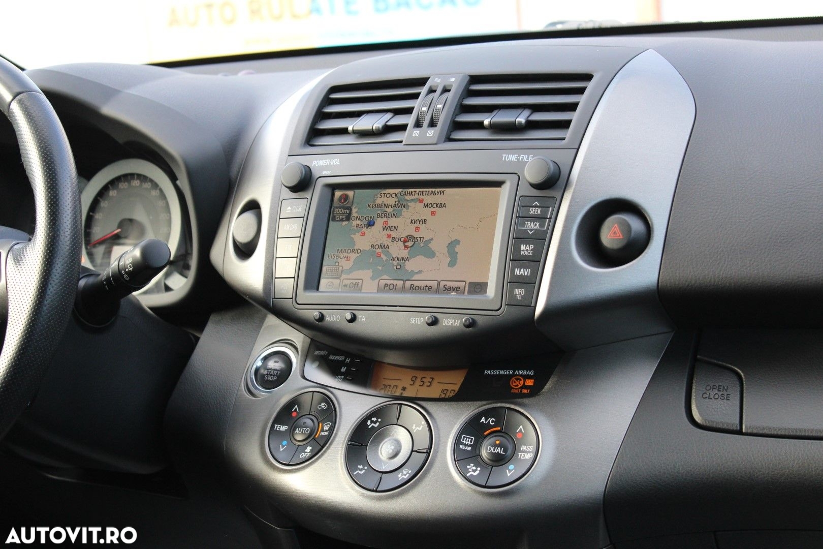 Toyota RAV4 - 15