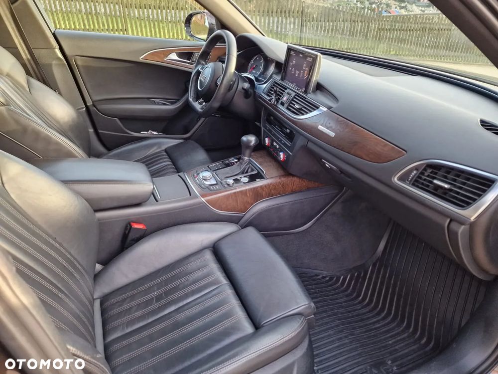 Audi A6 Allroad - 11