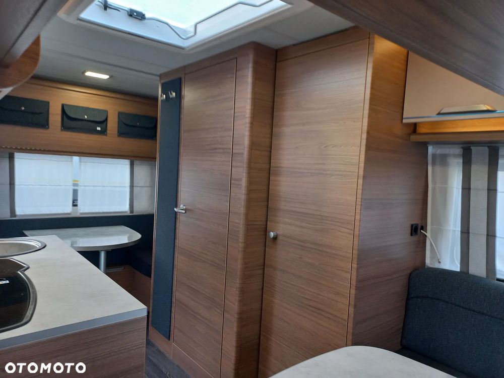 KNAUS Sport 400 LK, Piętrowe łóżko - 23