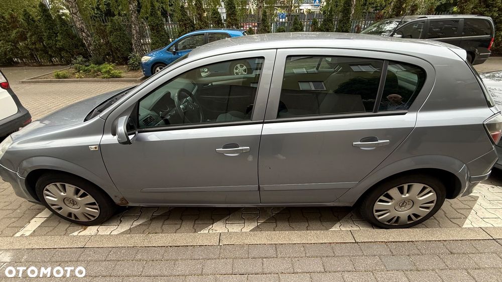 Opel Astra 1.4 - 8