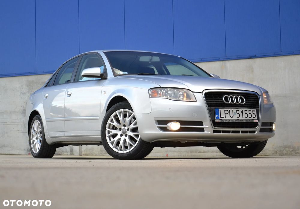Audi A4 - 1