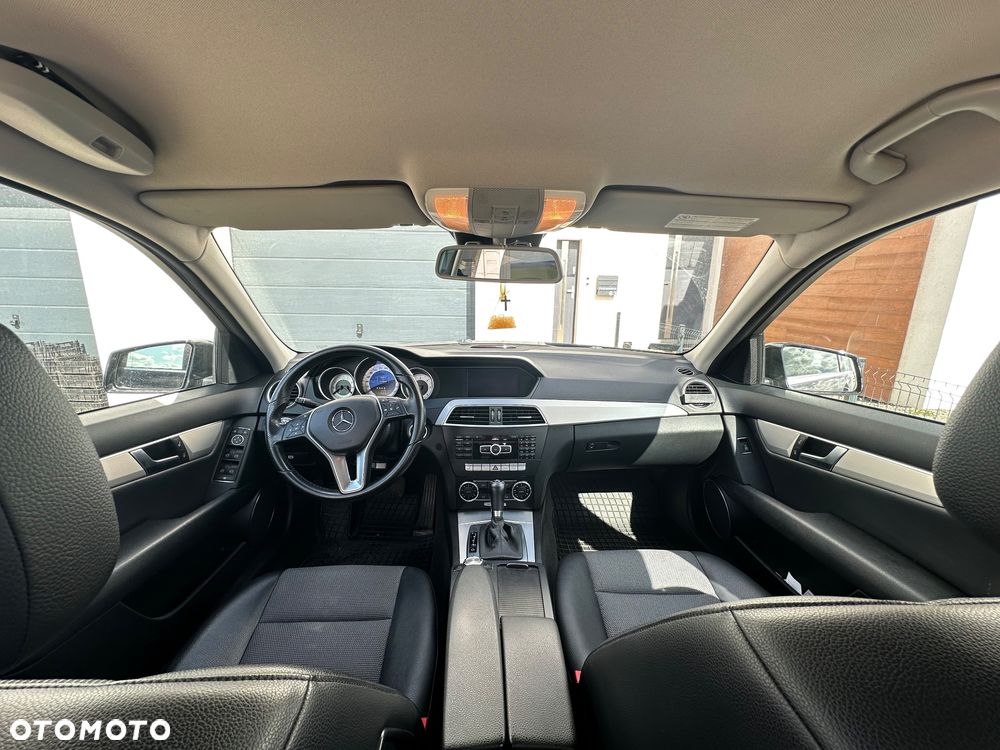 Mercedes-Benz Klasa C 220 CDI DPF Automatik BlueEFFICIENCY Avantgarde - 10