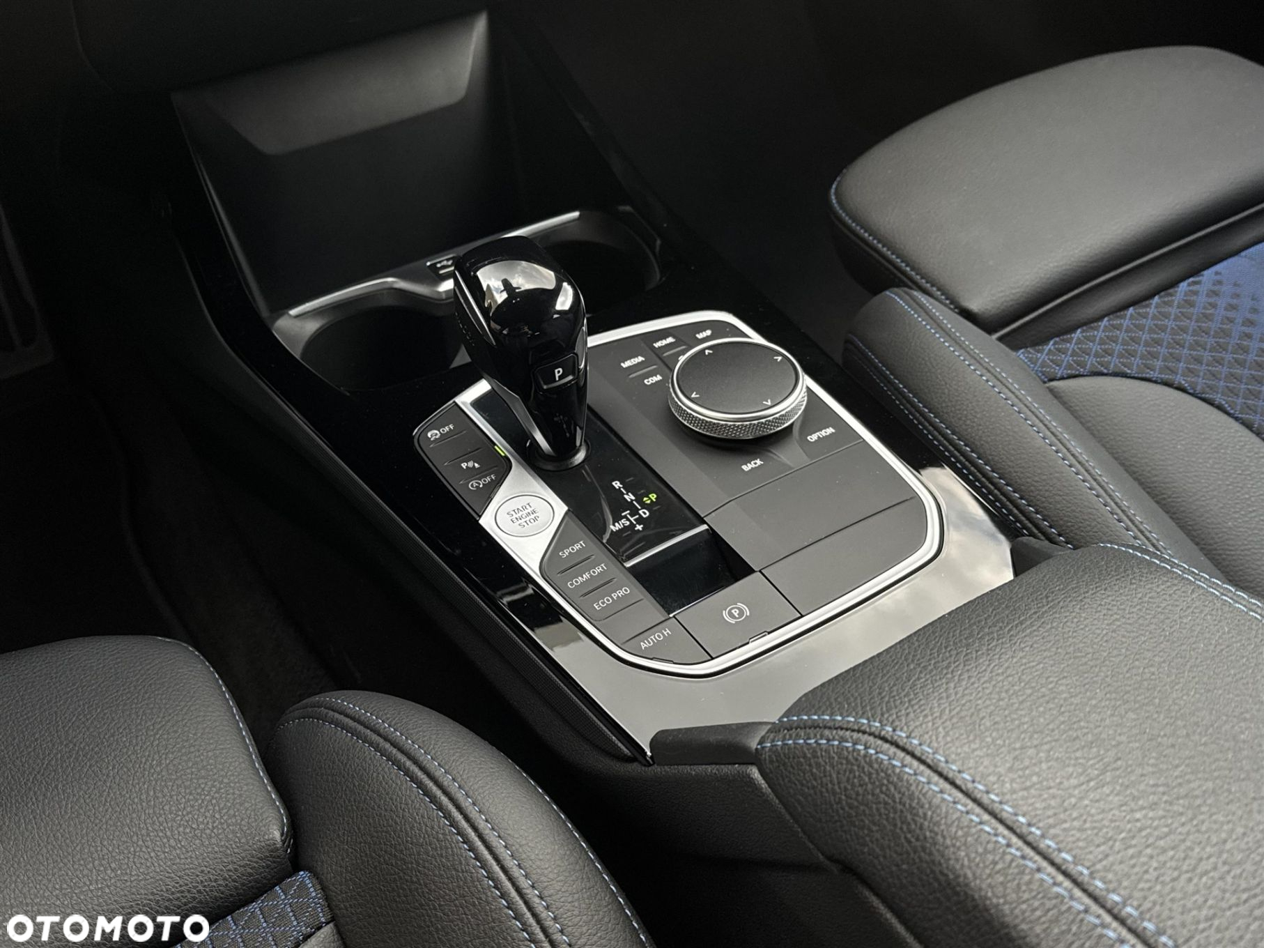 BMW Seria 1 118d - 12