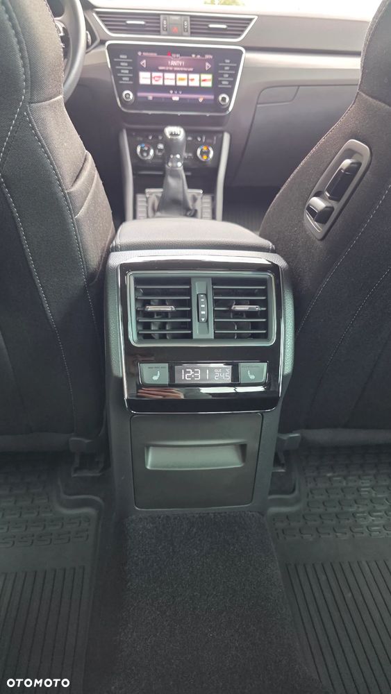 Skoda Superb 1.8 TSI Style - 15