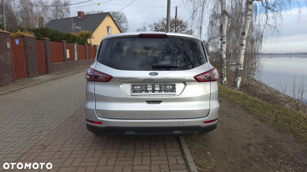 Ford S-Max 2.0 TDCi Titanium PowerShift - 8