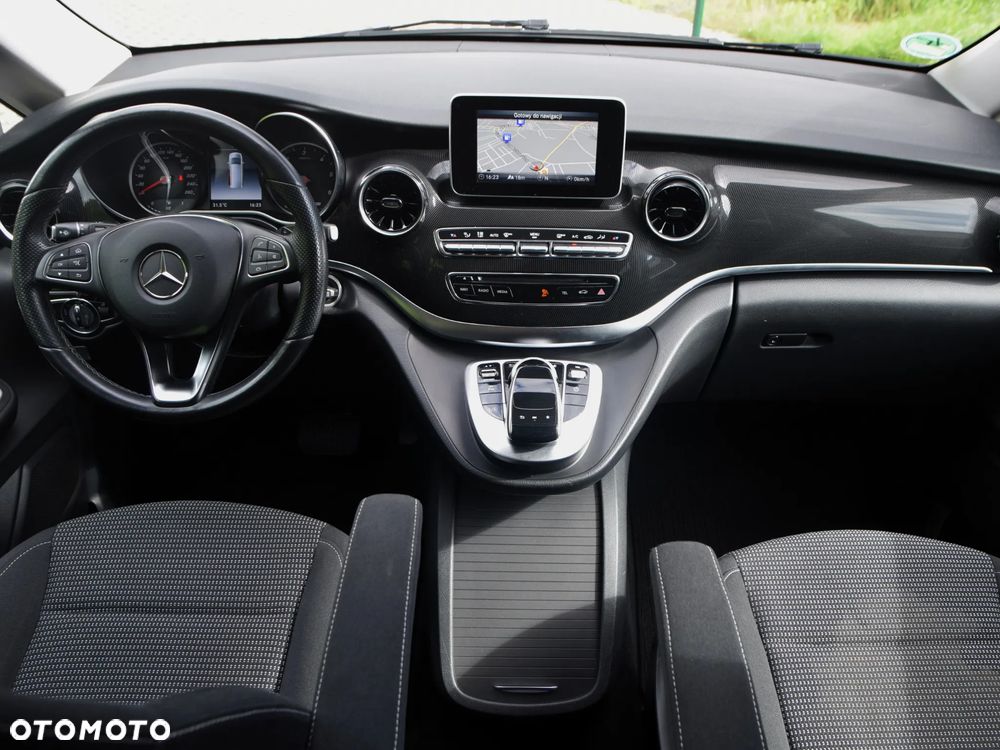 Mercedes-Benz Klasa V 300 d 9G-Tronic - 6