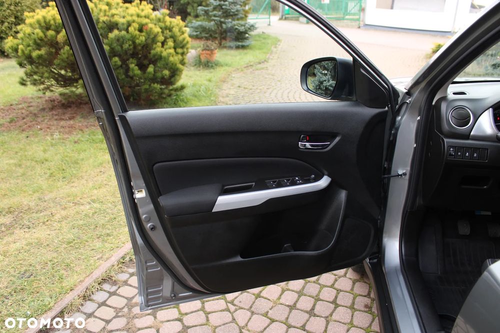 Suzuki Vitara 1.6 Comfort 2WD - 13