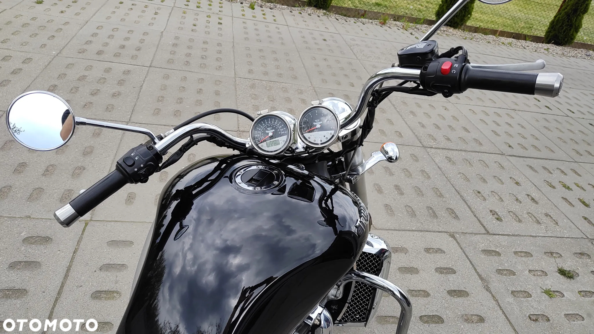 Triumph Rocket - 7