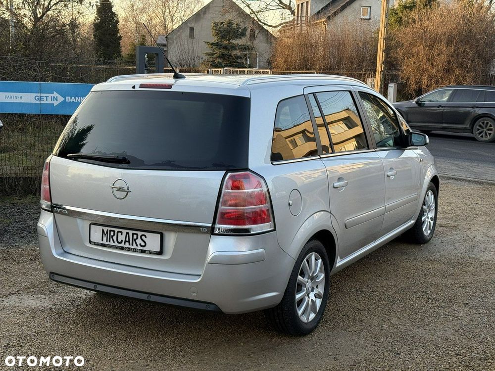 Opel Zafira - 6