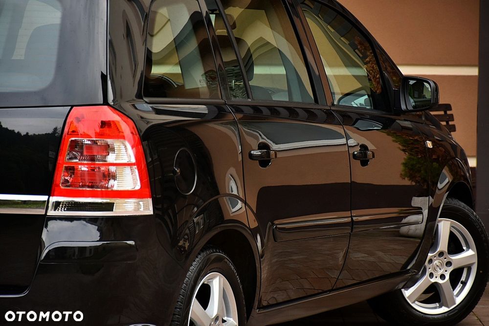 Opel Zafira 1.8 Edition 111 Jahre - 12