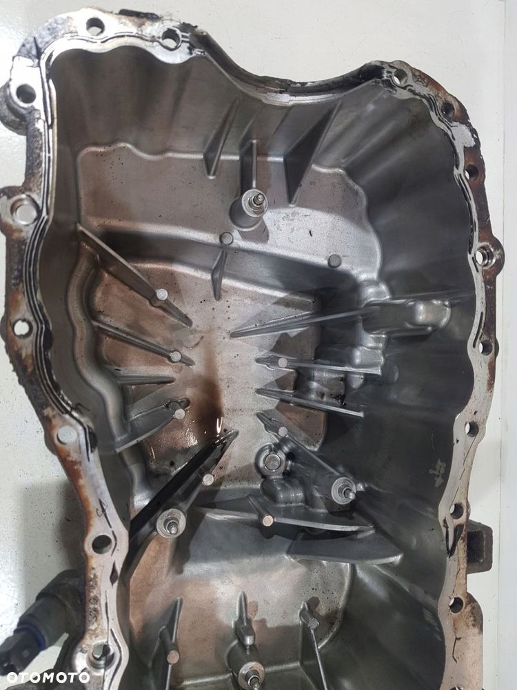 MISKA OLEJU OLEJOWA 8200318813 RENAULT NISSAN 1.5 DCI - 7