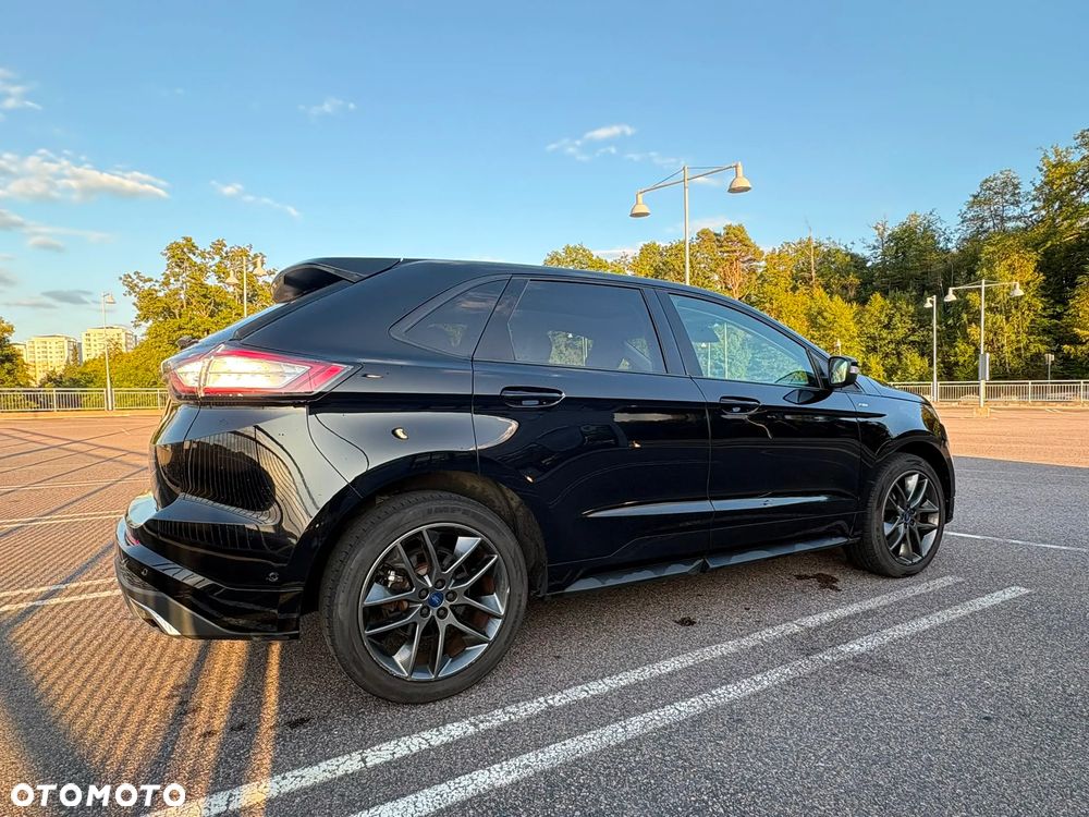 Ford Edge 2.0 TDCi Bi-Turbo 4x4 ST-LINE - 3