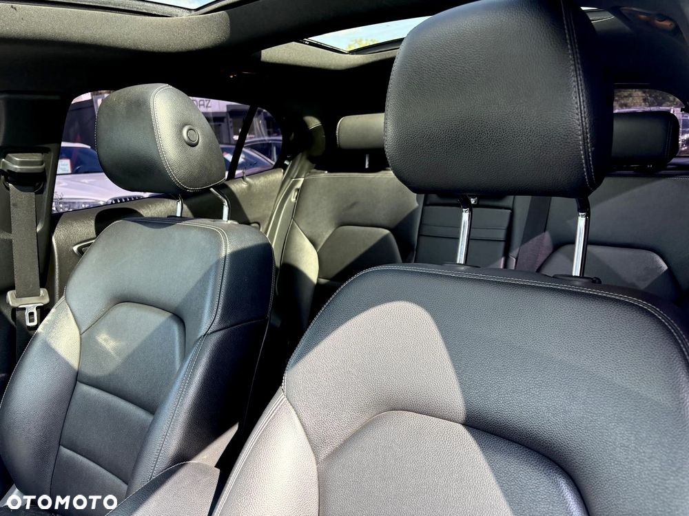Mercedes-Benz GLA 250 4-Matic - 9