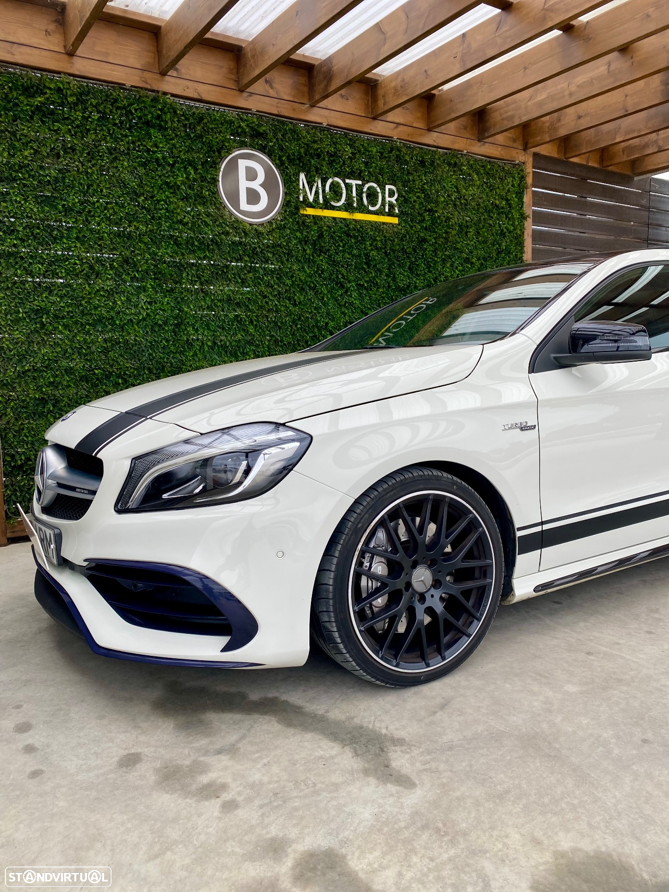 Mercedes-Benz A 45 AMG 4Matic Speedshift 7G-DCT - 16