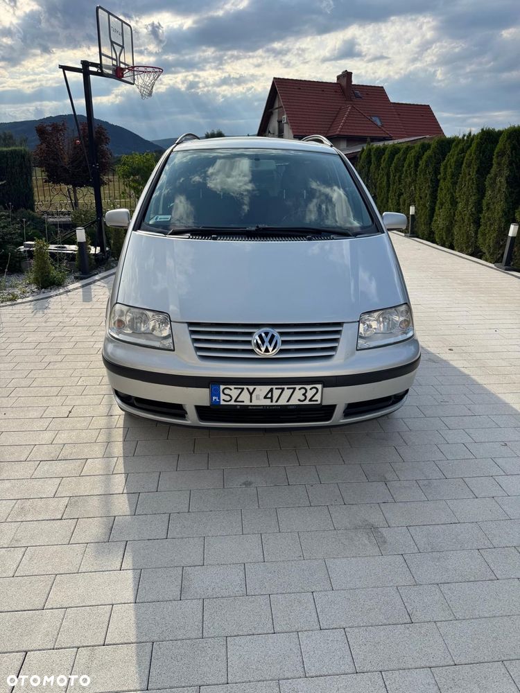 Volkswagen Sharan 1.9 TDI Comfortline - 1