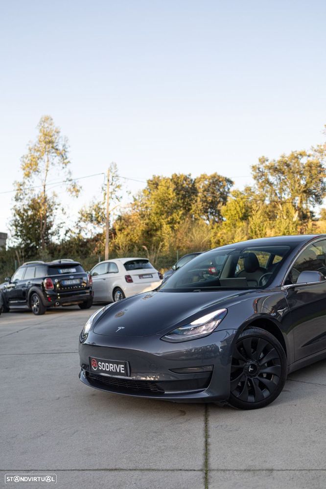 Tesla Model 3 Long-Range Dual Motor AWD - 17