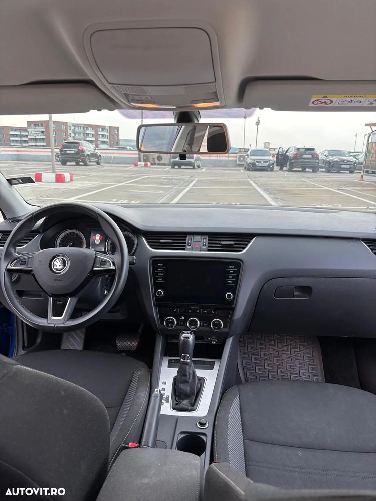 Skoda Octavia 1.5 TSI DSG Ambition - 4