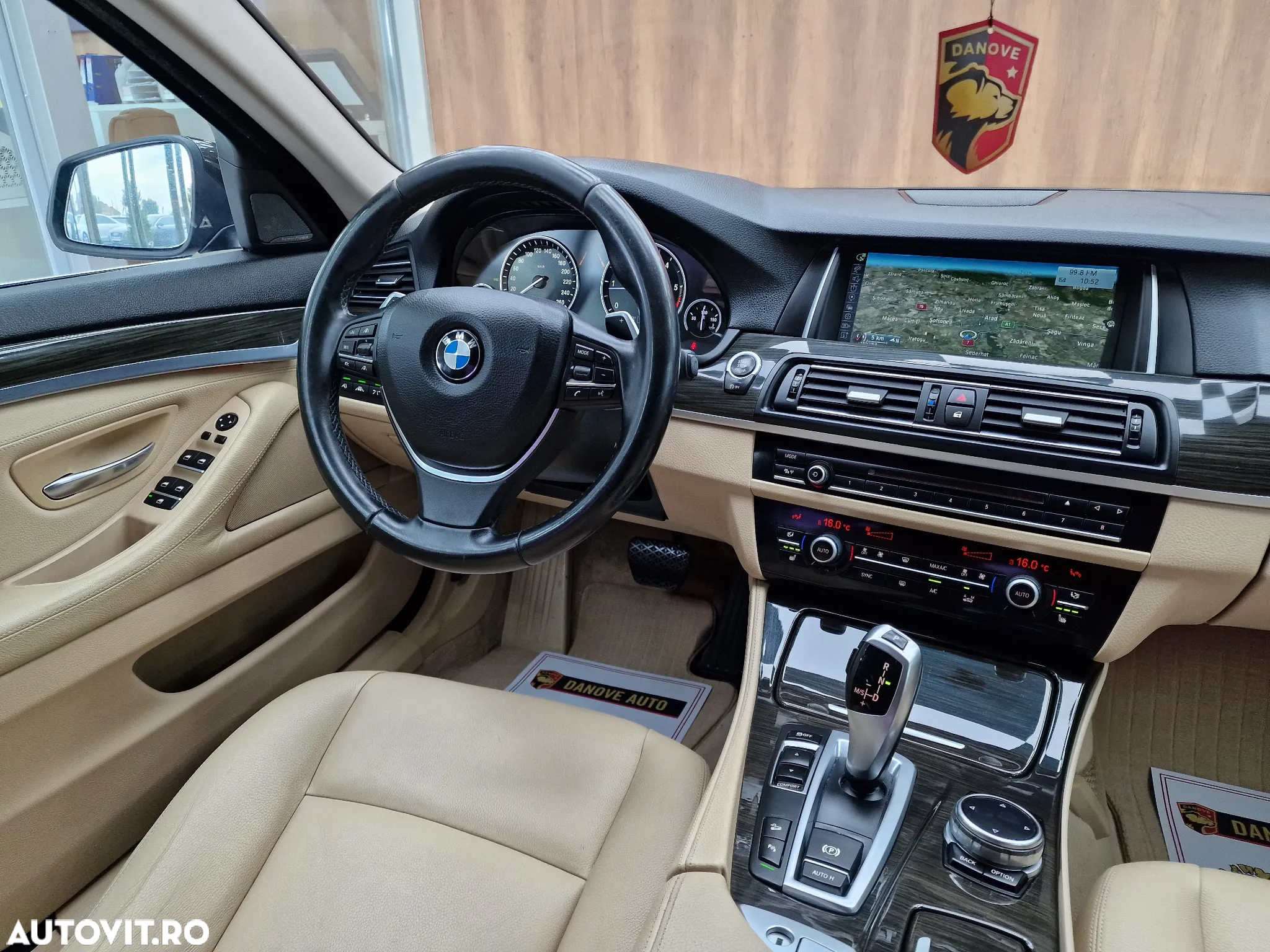 BMW Seria 5 520d Touring Aut. Luxury Line - 18