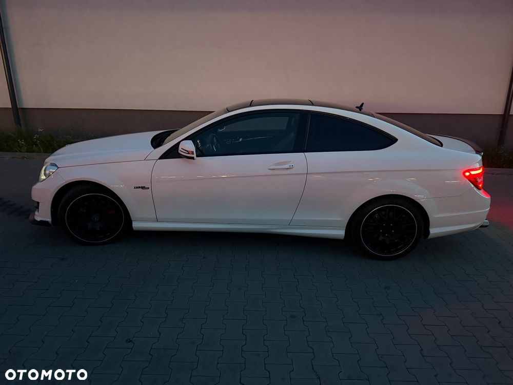 Mercedes-Benz Klasa C 250 7G-TRONIC Edition - 25