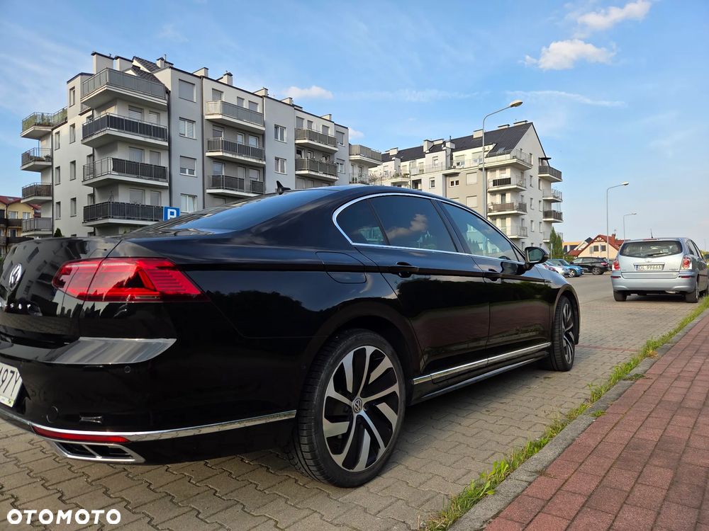 Volkswagen Passat 1.5 TSI EVO Elegance DSG - 2