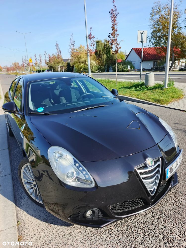 Alfa Romeo Giulietta 2012 photo 4