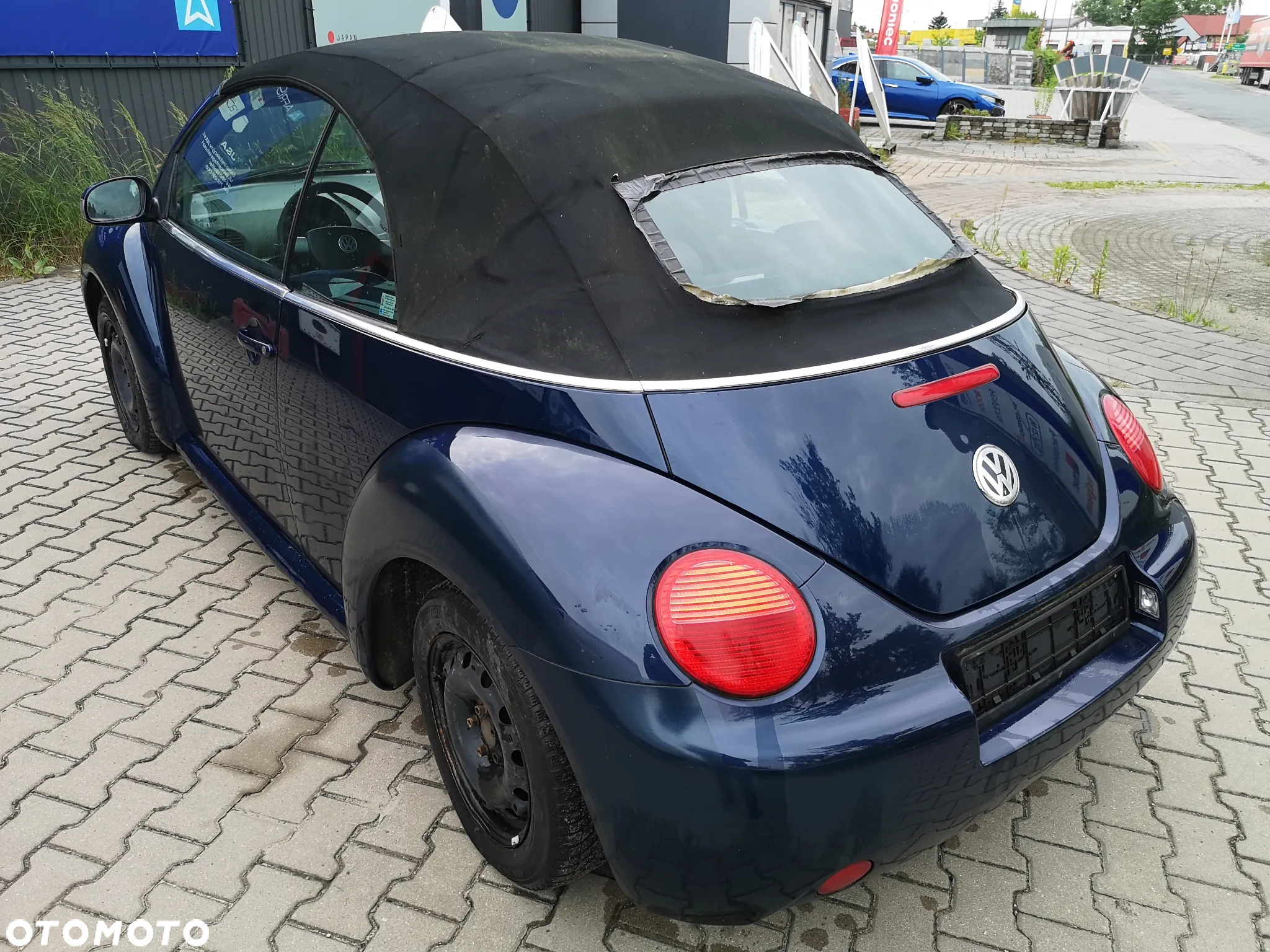 Volkswagen New Beetle 1.6 - 4