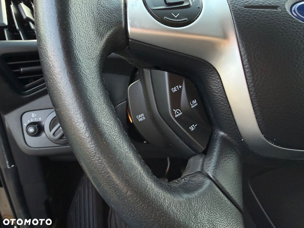Ford Kuga 1.5 EcoBoost FWD Trend ASS - 14