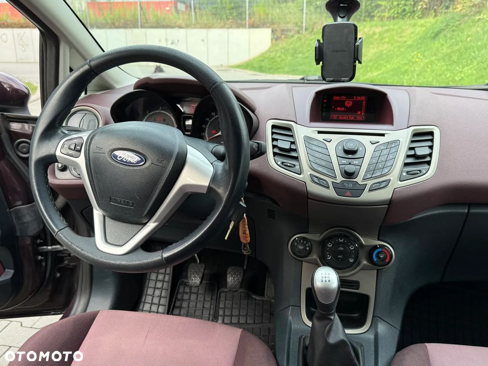 Ford Fiesta 1.6 TDCi Trend - 16
