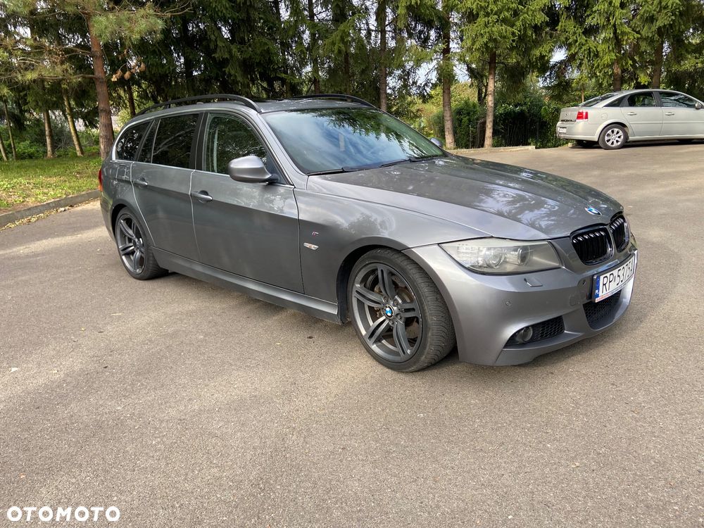 BMW Seria 3 325d DPF Touring - 6