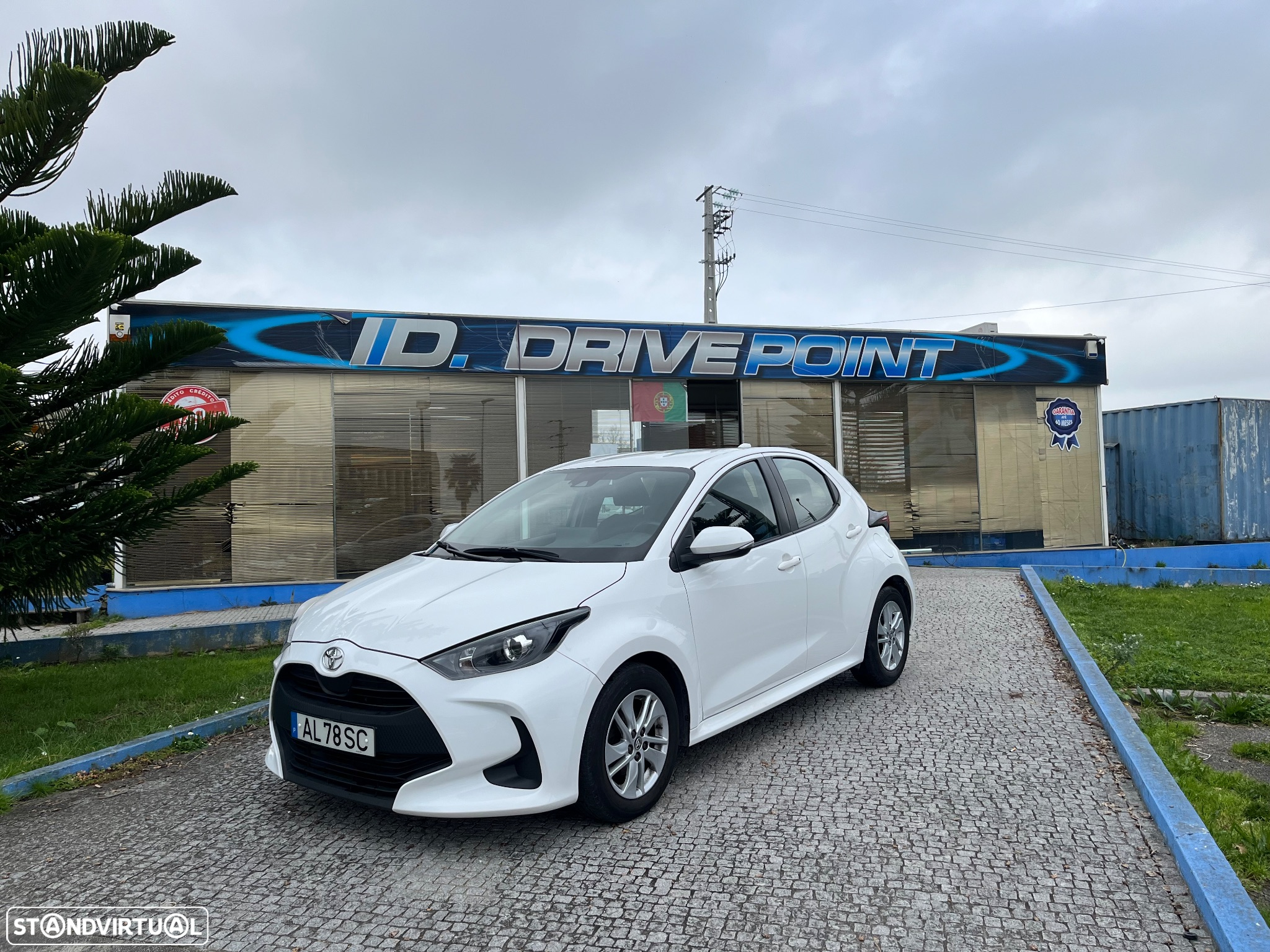 Toyota Yaris 1.0 VVT-i Comfort - 2