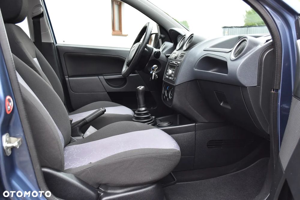 Ford Fiesta 1.4 Black Magic - 25