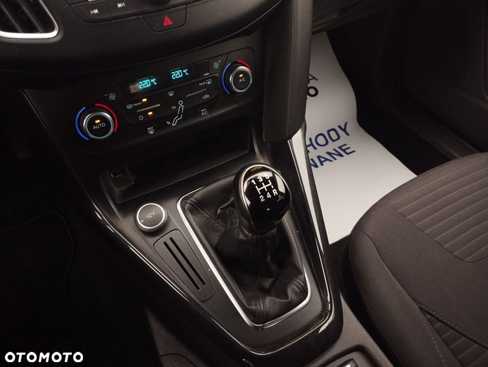 Ford Focus 1.6 Titanium - 14