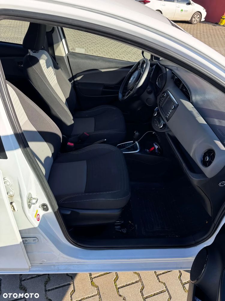 Toyota Yaris - 5