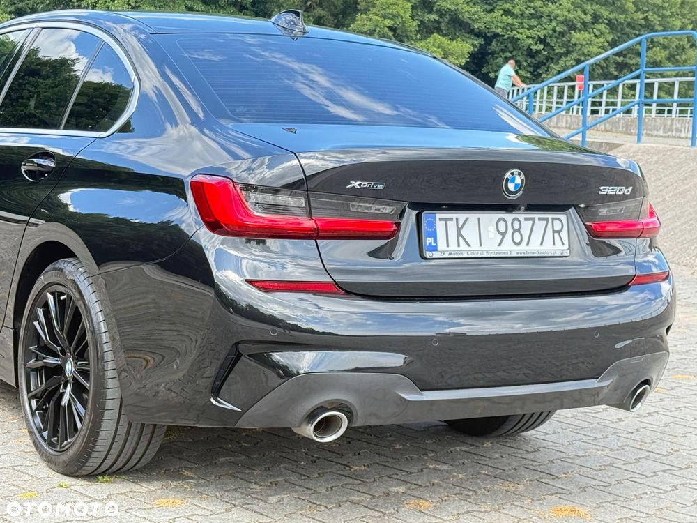 BMW Seria 3 320d xDrive Sport Line Shadow sport - 36
