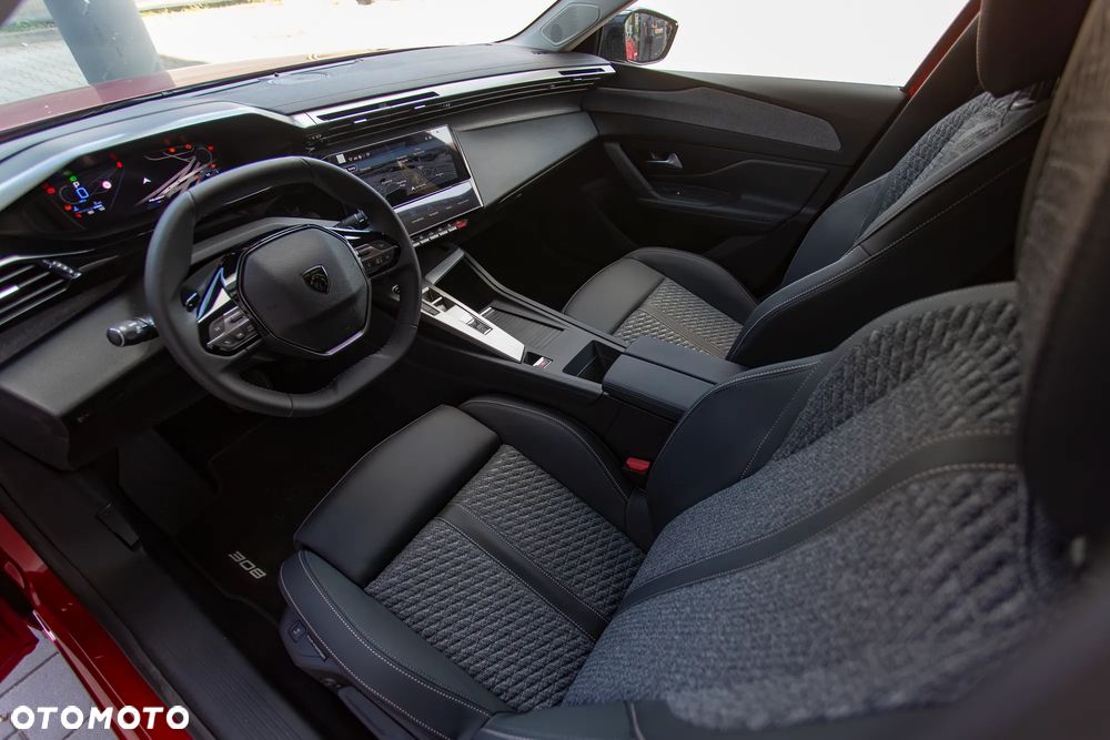 Peugeot 308 1.2 mHEV Allure S&S e-DCS6 - 10