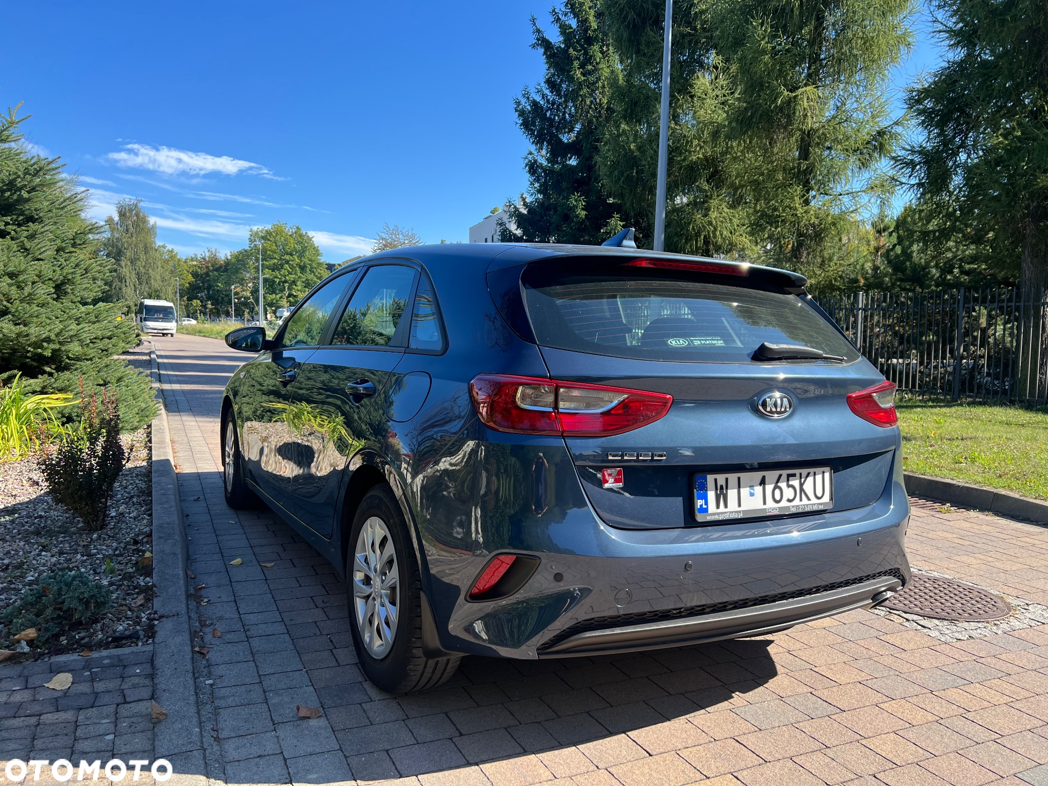 Kia Ceed - 16